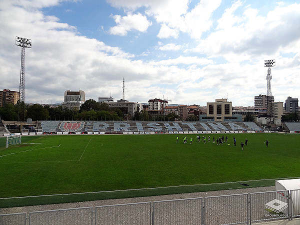 Stadiumi Fadil Vokrri - Prishtinë (Pristina)