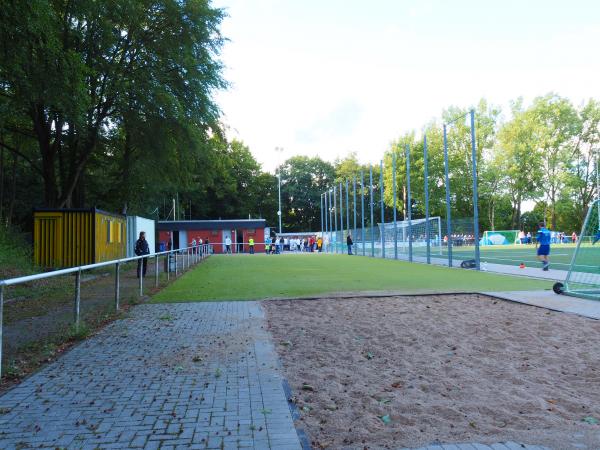 Sportplatz Westhusener Straße - Dortmund-Rahm