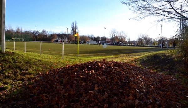 Stadion Aschersleben Nebenplatz  - Aschersleben 