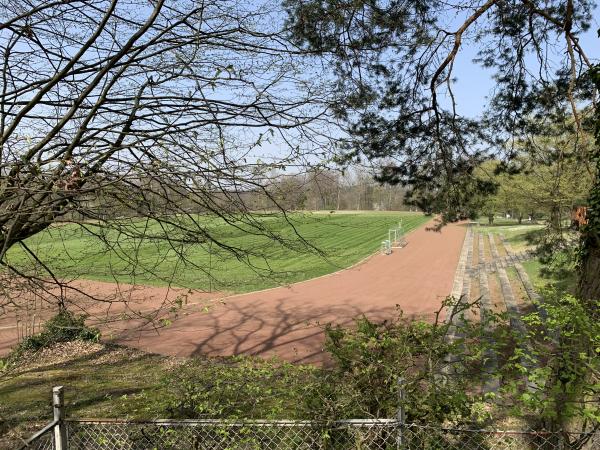Universitätssportanlage Nachtigallenweg - Bonn-Ippendorf