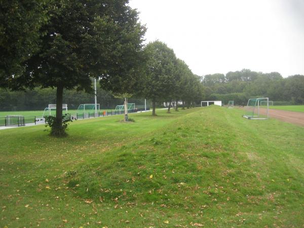 Bezirkssportanlage Reuschenberg - Neuss-Reuschenberg