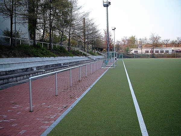 Werner-Kluge-Sportplatz - Berlin-Wedding