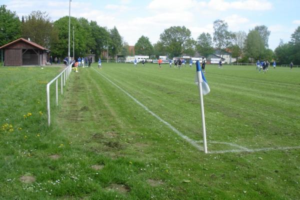 Emmer-Stadion - Nieheim-Oeynhausen