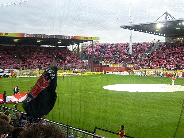 Bruchwegstadion auf dem WOLFGANG FRANK CAMPUS - Mainz