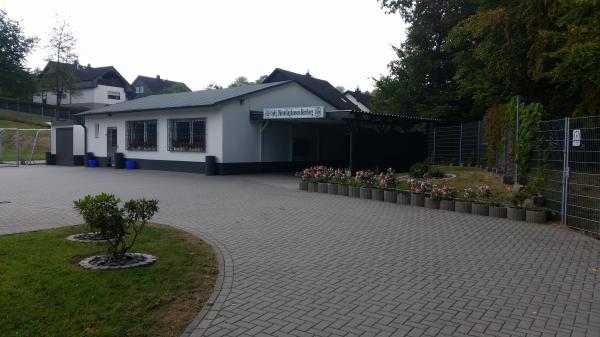 Sportplatz Dümmlinghauser Straße - Gummersbach-Bernberg