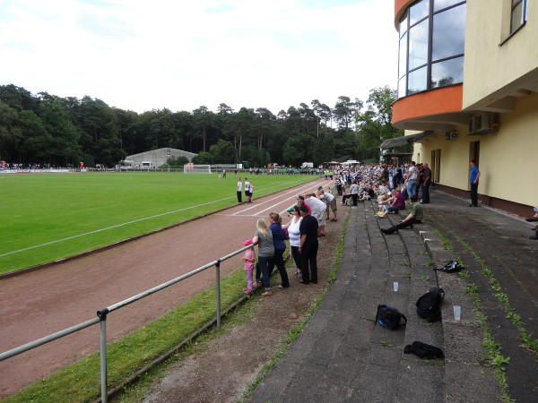 HATTA-Kurwaldstadion - Bad Lippspringe