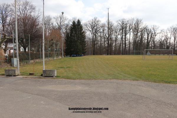 Stadion Waldheim Nebenplatz - Esslingen/Neckar-Zollberg