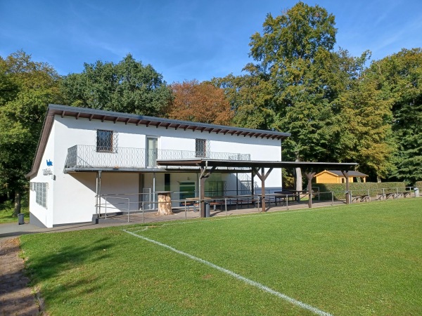 Sportplatz Hof Goldner Hain - Beselich-Schupbach