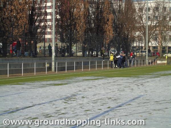 Lilli-Henoch-Sportplatz - Berlin-Kreuzberg