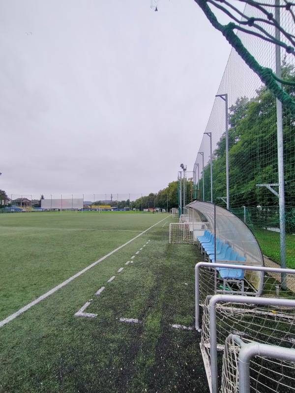 Stadion Brinje - igrišče z UT - Grosuplje