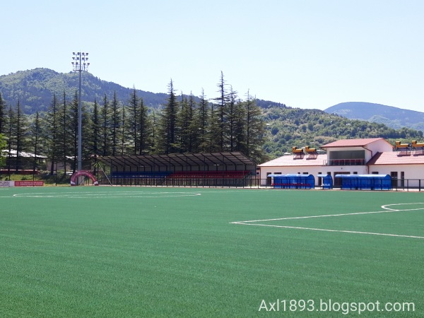Kompleksuri Sasporto Skolis Stadioni - Ambrolauri