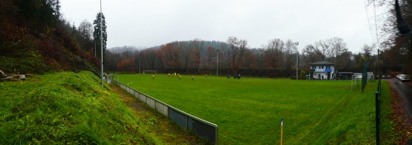 Sportplatz an der Felsfaltung - Hövels-Niederhövels
