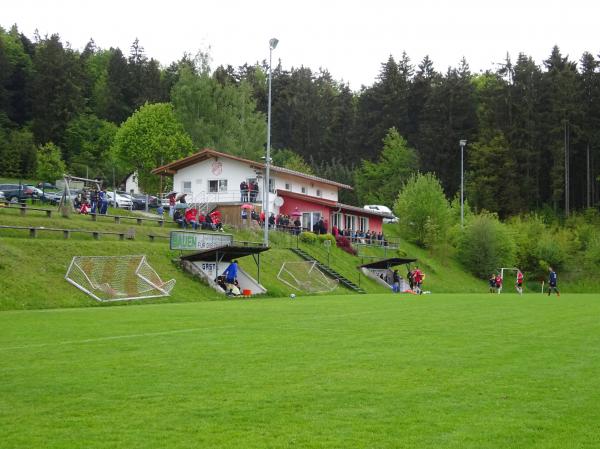 Sportplatz Karlsbach  - Waldkirchen-Karlsbach