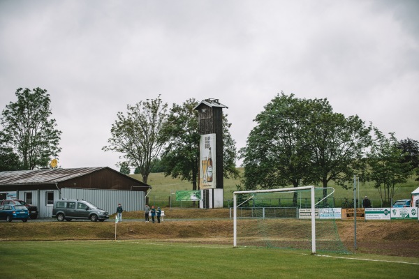 Sportplatz an der Turnhalle - Pockau-Lengefeld-Lippersdorf