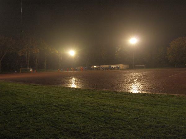 Sportanlage Am Lewacker Platz 2 - Bochum-Linden