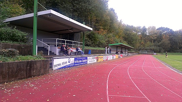 Sportplatz Scharfsche Schlucht - Hamburg-Sinstorf