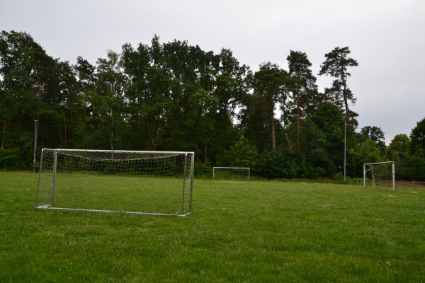 Sportplatz am Dorfgemeinschaftspark - Gifhorn-Neubokel