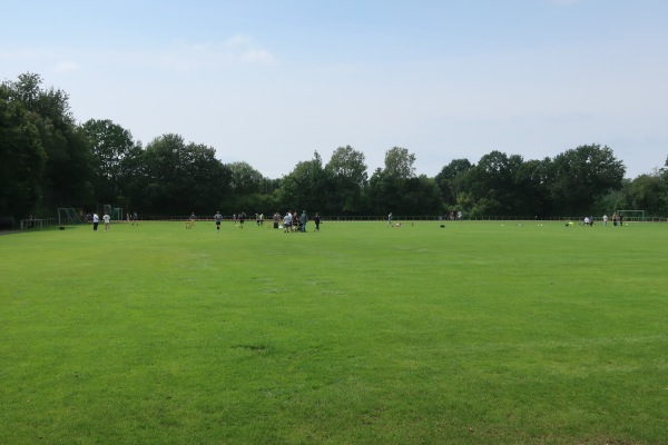 Bezirkssportanlage Weckhoven Platz 3 - Neuss-Weckhoven