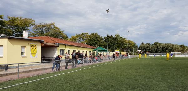 Erich-Schäfer-Sportpark Platz 2 - Mannheim-Gartenstadt