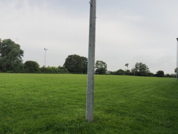 Sportplatz an der Schule - Krummhörn-Jennelt