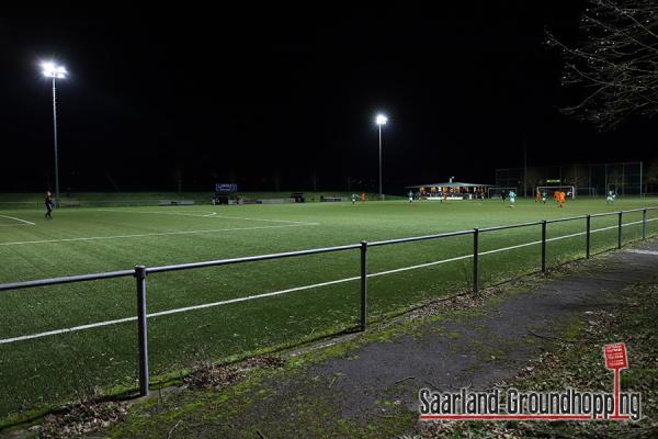 Terrain de Foot de Remerschen - Remerschen