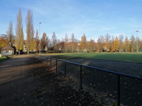 Volksparkstadion Nebenplatz 2 - Berlin-Mariendorf