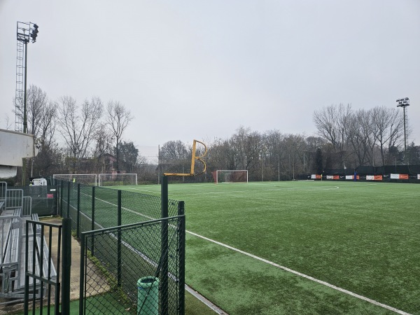 Antistadio Via Cazzaniga - Milano