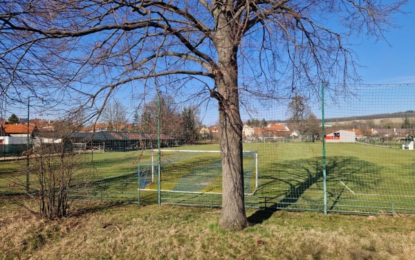 Fotbalové hřiště Sokol Bystřice pod Lopeníkem - Bystřice pod Lopeníkem