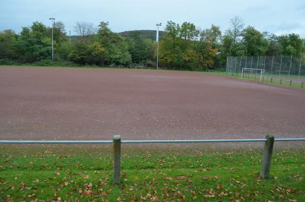 Hermann-Wallraf-Sportanlage - Königswinter-Oberdollendorf