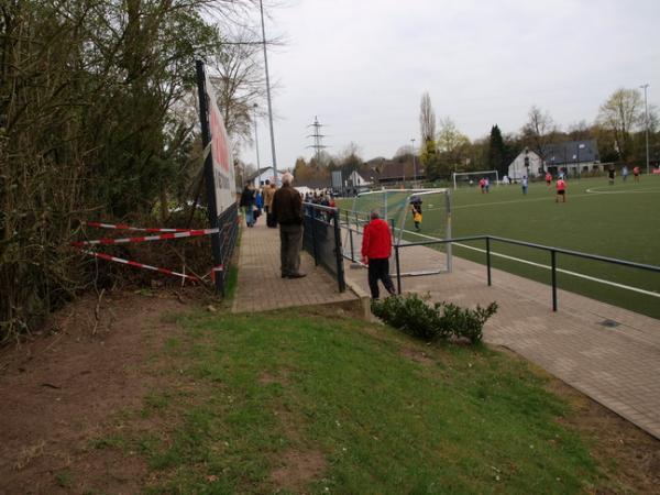 Stadion am Waldschlößchen - Mülheim/Ruhr-Saarn