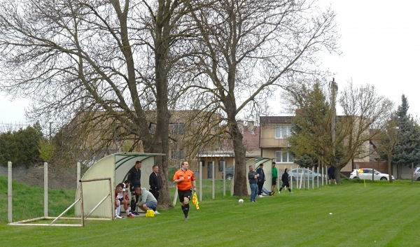 Futbalové ihrisko Vrádište - Vrádište