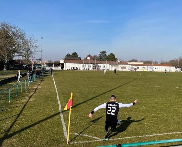 Sportanlage Am Holzhof - Worms-Neuhausen