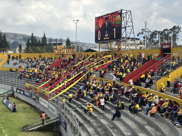 Estadio Gonzalo Pozo Ripalda - Quito