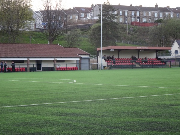 The Bont Playing Fields - Pen-y-Darren