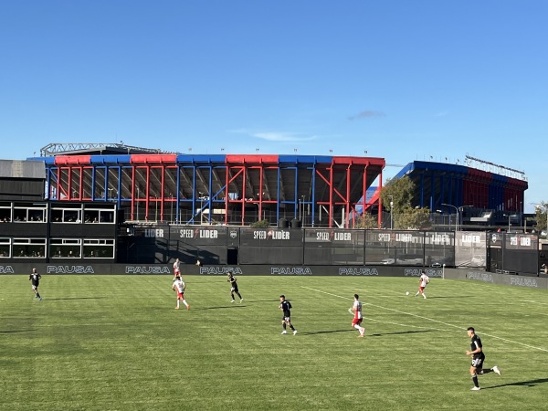 Estadio Guillermo Laza - Buenos Aires, BA