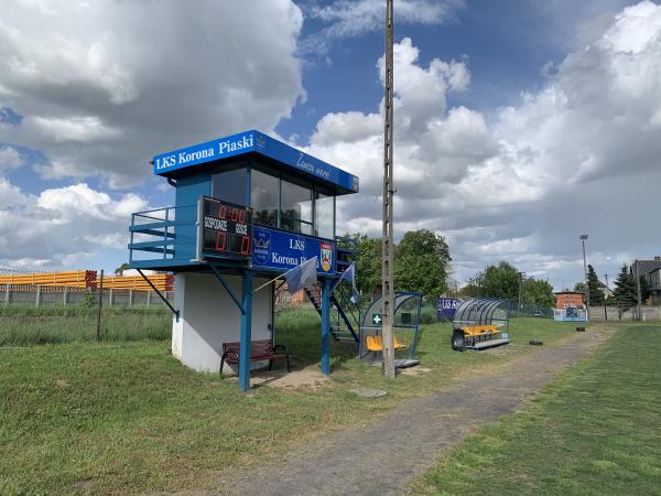 Stadion w  Piaski - Piaski