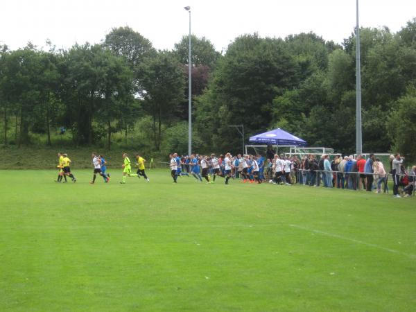 Sportanlage Am Sauerbrunnen Platz 2 - Eichenzell-Lütter