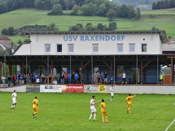 Sportplatz Raxendorf - Raxendorf