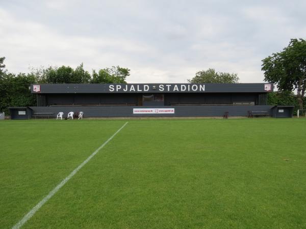 Spjald Stadion - Spjald 