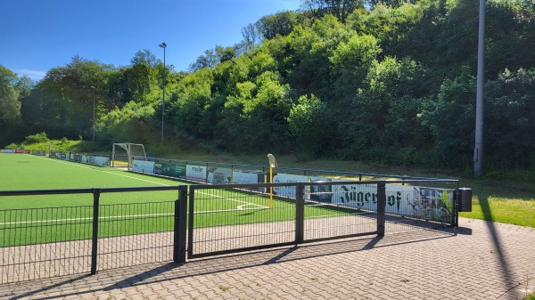 Sportplatz Staelsmühler Straße - Wermelskirchen-Dhünn