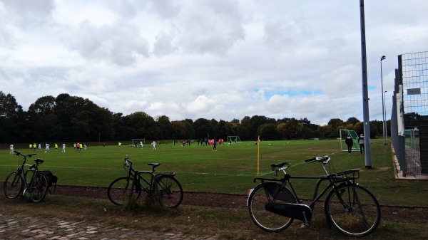Bezirkssportanlage Kuhhirten Platz 6 - Bremen-Buntentor