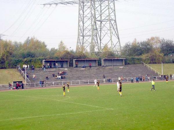 Bezirkssportanlage Stadion Mathias Stinnes - Essen/Ruhr-Karnap