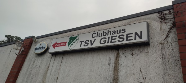 Waldstadion Schöne Aussicht - Giesen