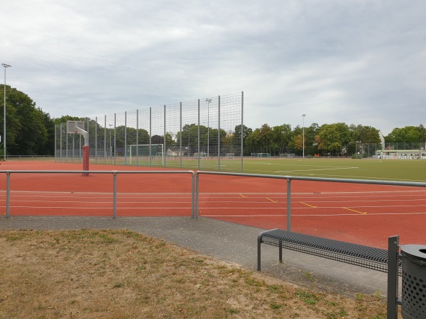 Bezirkssportanlage Nippes - Köln-Nippes