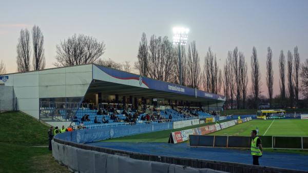 Wiener Neustädter Stadion - Wiener Neustadt