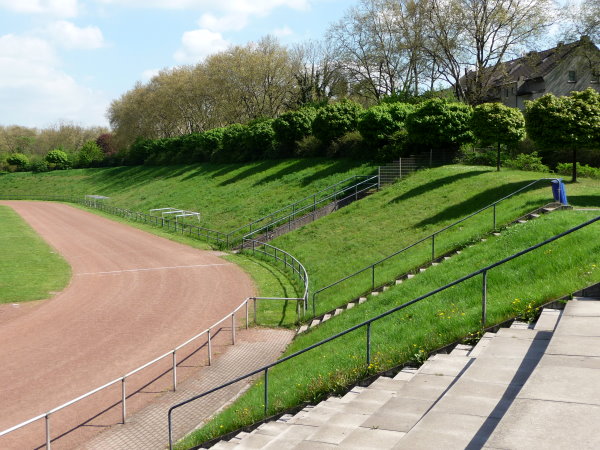 Schwelgernkampfbahn - Duisburg-Marxloh