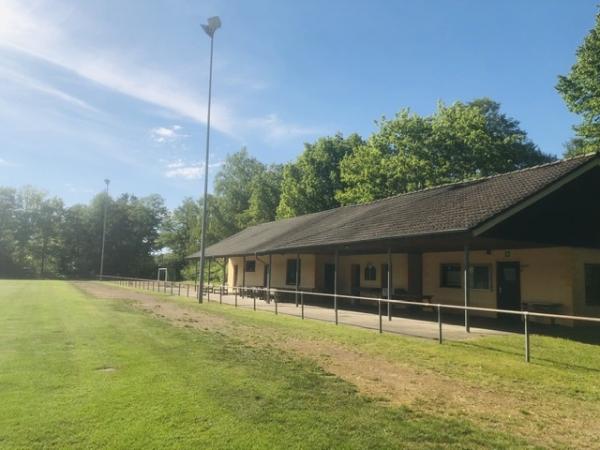 Sportplatz am Paradies - Schlangen-Oesterholz-Haustenbeck