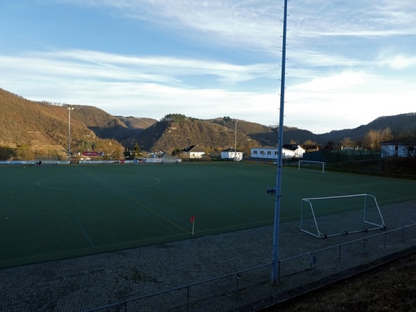 Alzbach-Stadion - Löf