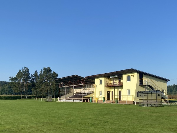Hřiště Cheznovice - Cheznovice