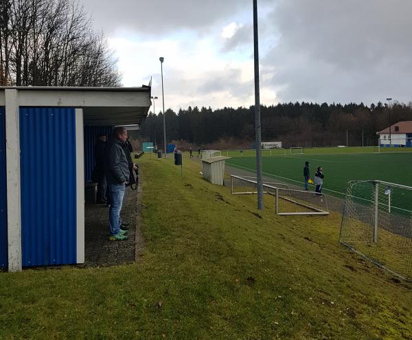 Sportplatz Am Fockenberg - Wenden/Südsauerland-Hillmicke